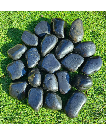 Roca negra pulida 6-9 cm 18-20 piezas 5kg